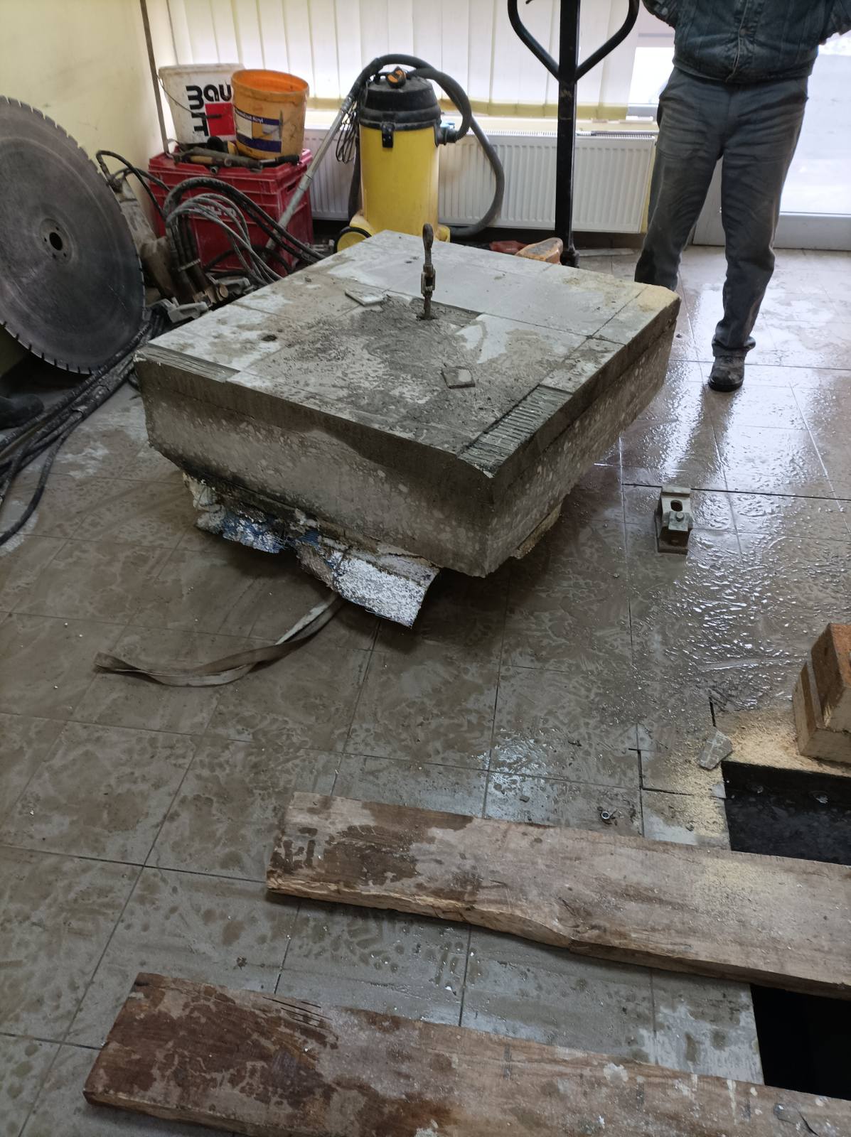 Sečenje otvora za stepenište u armiranom betonu