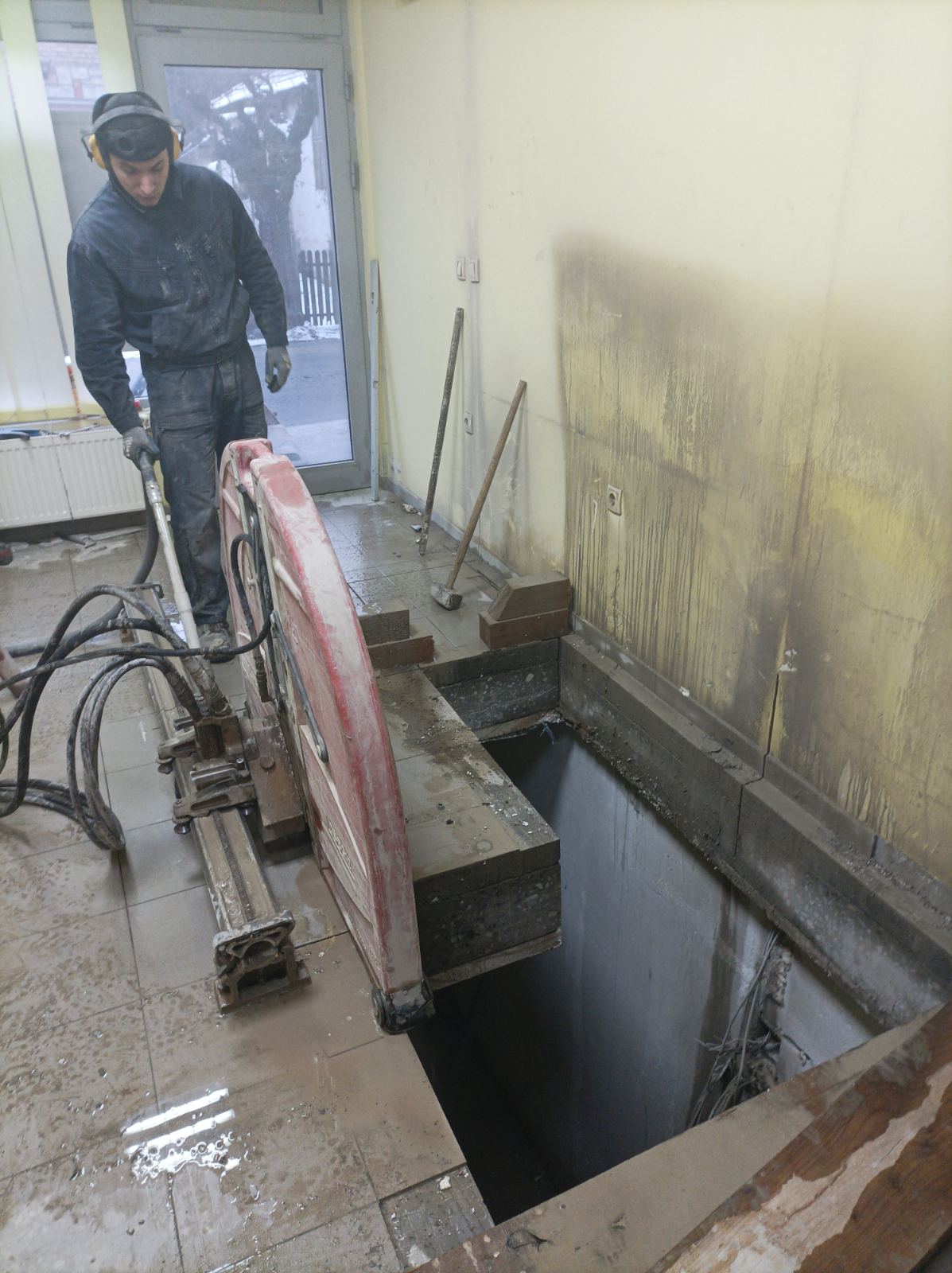 Sečenje otvora za stepenište u armiranom betonu